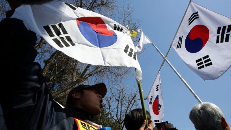 朴槿惠遭弹劾 执政党道歉 在野党给予高评价