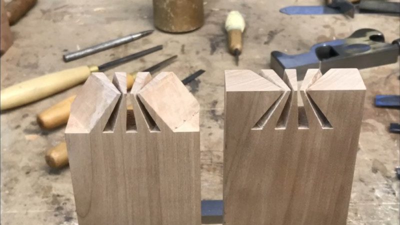 这两块奇异的木头看起来根本无法组合，但数秒后你会惊叹你的判断原来大错特错！（视频）