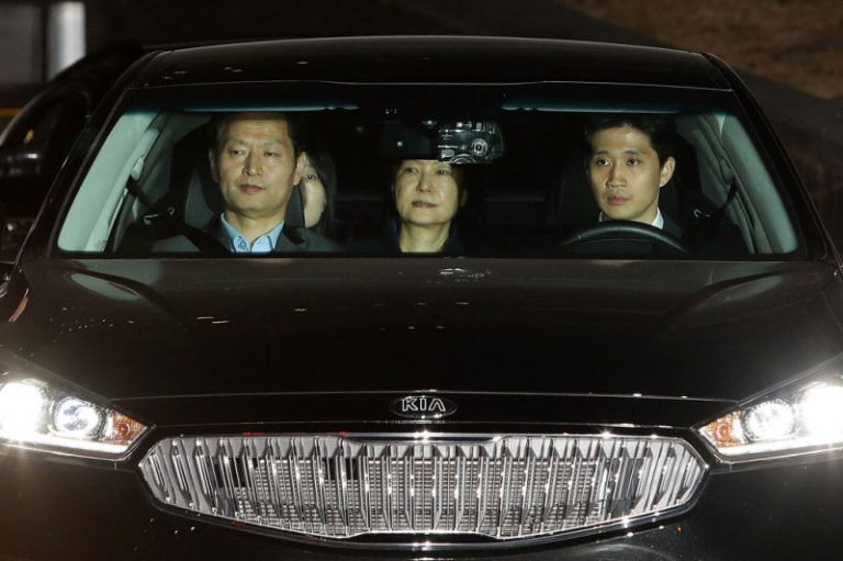 韓國前總統朴槿惠 清晨被法院當庭收押
