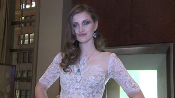Reem Acra春季婚纱展 5大道蒂芙尼店登场