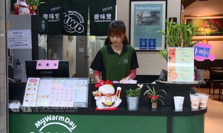 獨居阿伯點55元早餐只收30元 網友揪出老闆娘背後心酸