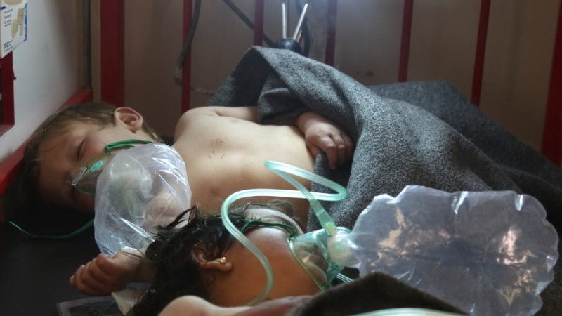 敘利亞毒氣襲擊增至100死 現場慘烈白宮譴責