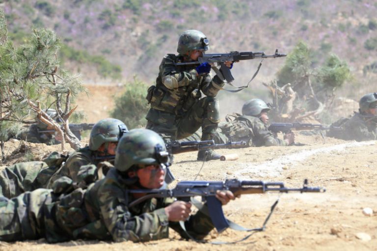 朝鮮半島劍拔弩張？實拍中朝 朝韓邊境傳信息（組圖）