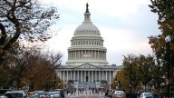 避免政府关门 美国会通过万亿预算案