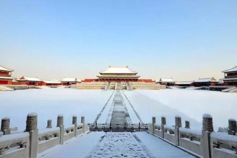他在中國並不出名，但法國總統、印度總理見他都要提前下車步行，他自己反而謙虛的不得了