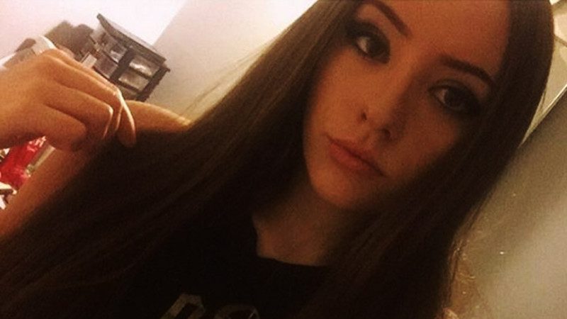 时代广场汽车撞人死者：18岁美少女游客遭飞来横祸