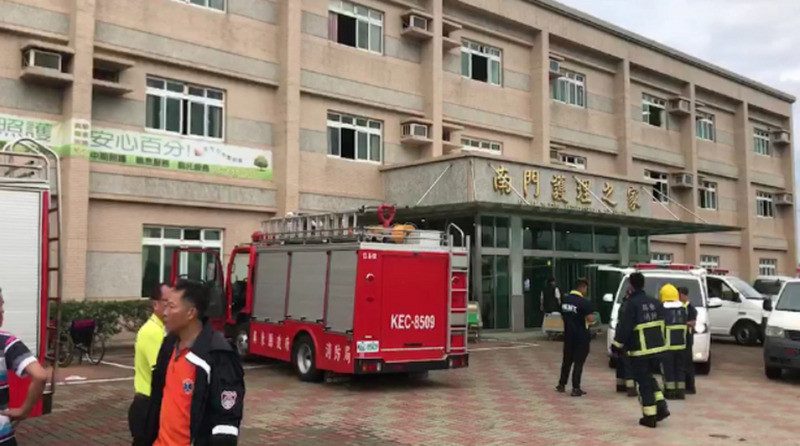屏东护理之家火警4死55伤 不排除人为因素