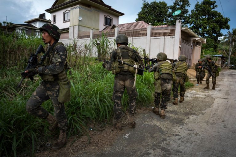 民答那峨島化為IS一省！菲軍極力圍剿恐怖分子