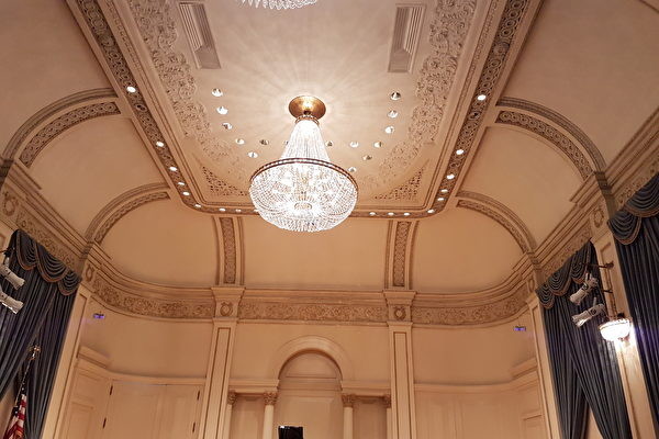 薇薇：卡內基音樂廳的古典之光