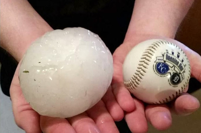 大過棒球！美國中西部降罕見冰雹雨
