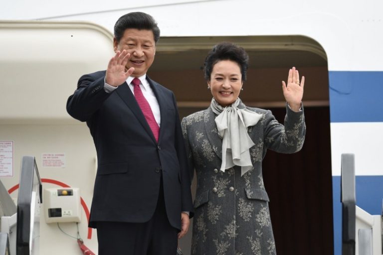 習近平出訪哈薩克 「空軍一號」伴飛？