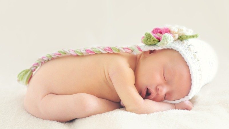 睡著的寶寶要不要叫醒吃奶？原來還有這種說法
