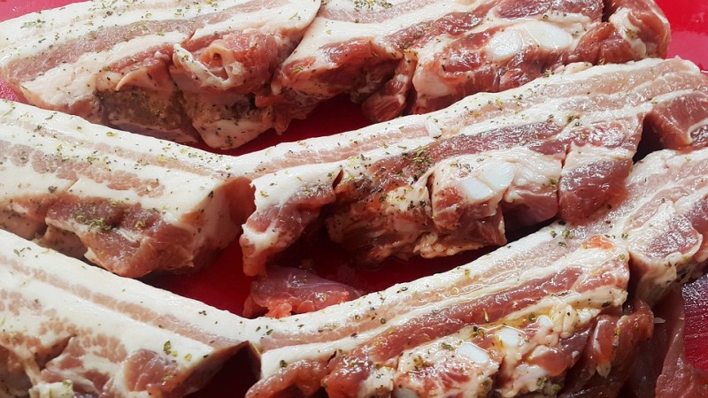 猪肉放冰箱多久不能吃，专家说千万不要超过“这个时间”，否则易“中毒”