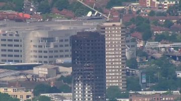 伦敦大火外墙材料易燃 美国建材商挨告