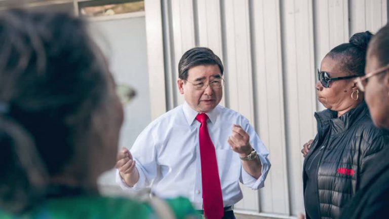 兩華裔投入選戰 法拉盛20選區硝煙瀰漫