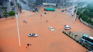 湖南暴雨 水库泄洪无预警 数百万人受灾