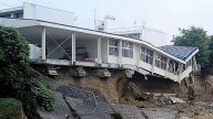 日本九州狂風暴雨 1死18失蹤40萬人迫遷