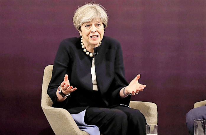 大選痛失國會多數 英首相自曝曾落淚