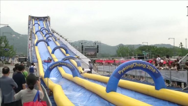 盛夏滑「雪橇」 提前感受平昌冬奧會