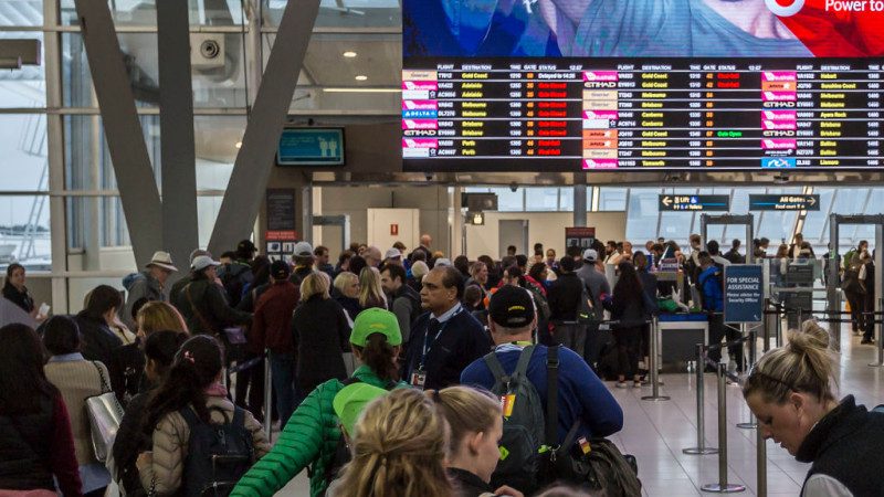 毒气弹炸案告破 澳洲人心有余悸 机场安检升级