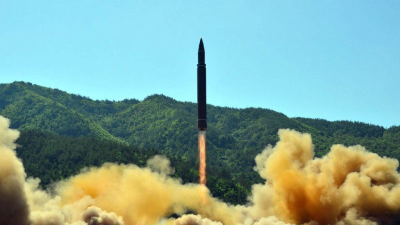 朝鲜洲际飞弹重返大气层 专家：崩碎未成功