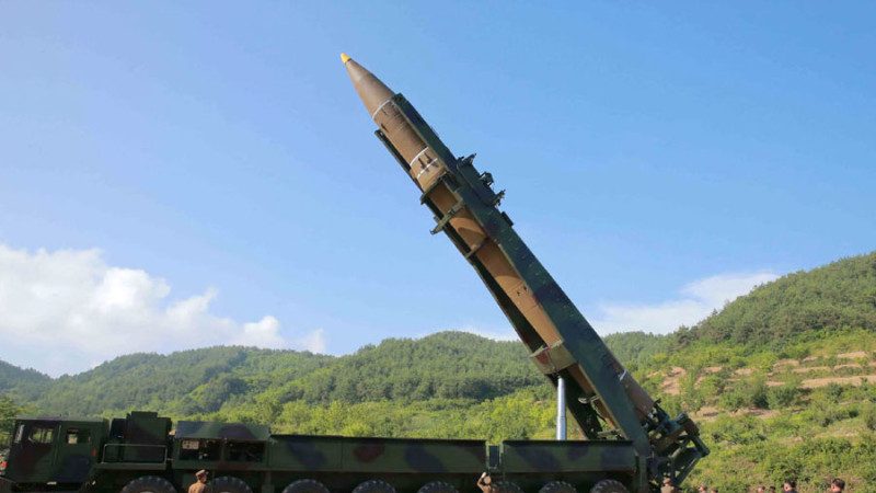 回应川普警告 朝军称计划用导弹摧毁关岛基地