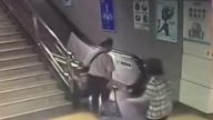 深圳地鐵扶梯蓋板也吃人 女子踏空險釀禍（視頻）