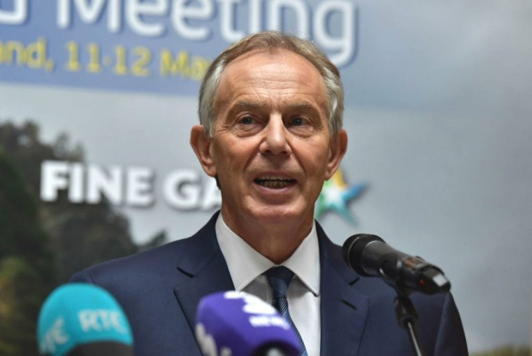 英國前首相：控制移民 代替脫歐