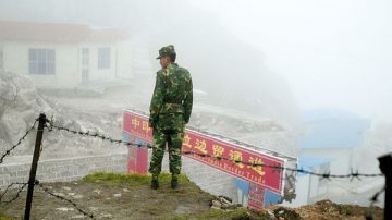 中方軍隊在洞朗巡邏修建掩體   印媒憂觸發新對峙