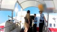 邻座没让位 浙江女子大闹机舱致航班延误