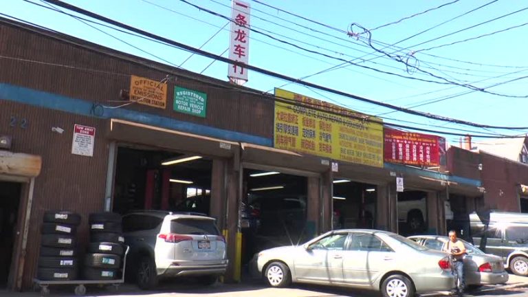 修車嫌停車費高 投訴車行黑心 老闆喊冤