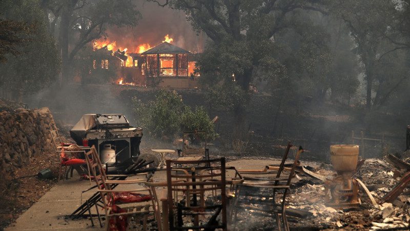 加州史上最致命火災 至少15死100人失蹤