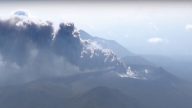 日本新燃岳火山喷发伴随振动 民众需作好撤离准备