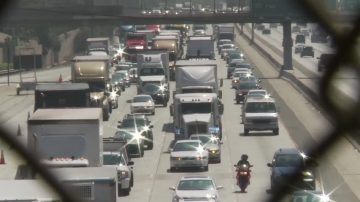 洛将废1.7万辆柴油车 改善空气减哮喘