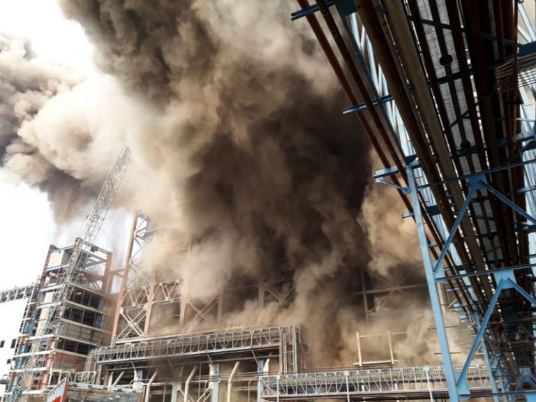 印度北部火力發電廠大爆炸 驚人濃煙竄出 死亡上升25人(視頻)