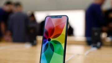 蘋果公司承認：iPhone X屏幕在寒冬會「凍住」