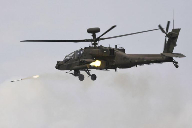 韓軍提升戰鬥力 阿帕契首度發射「地獄火」飛彈