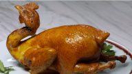 香港特色美食 玫瑰豉油鸡（视频）