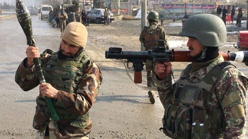 阿富汗国安局遭攻击 激战现场武器轰隆响(视频)
