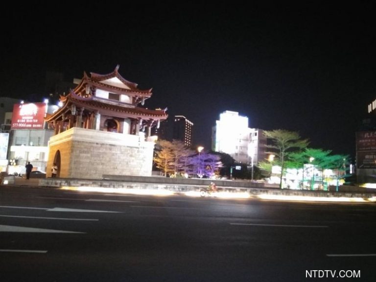 新竹古蹟「迎曦門」拼貼牆 留言給未來的自己