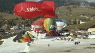 瑞士奥克斯堡气球节 饱览雪山美景