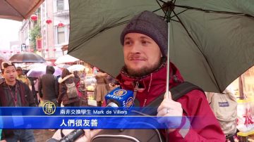 年貨大街熱鬧滾滾 外國交換生感受人情味