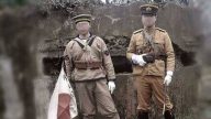 南京碉堡前兩男扮日本軍人拍照 被轟腦子有病