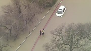 德州北部遭暴雨袭击 冬季降水创历史新高