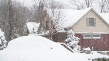 春天遥不可及 冬季风暴再袭 纽约迎强降雪