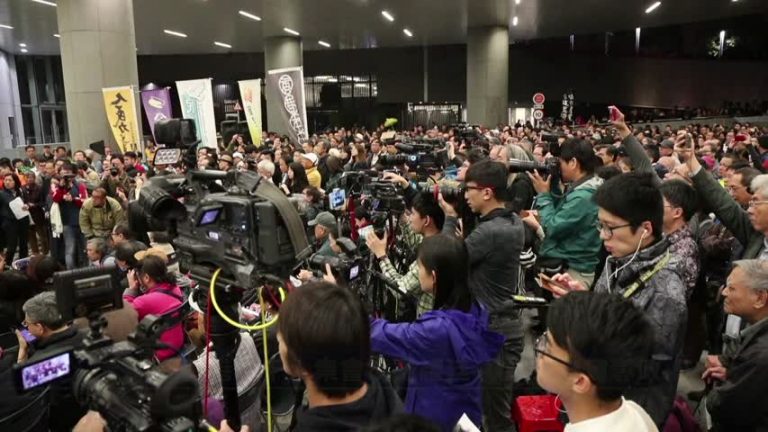 香港二千人集會撐戴耀廷 籲結束一黨專政