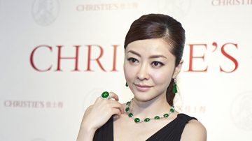 港媒传熊黛林4月将迎接双胞胎女儿