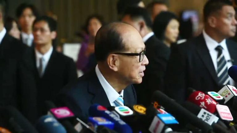 港首富李嘉誠退休 臨別感恩稱對得起股東