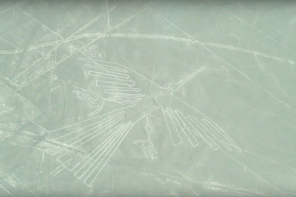 无人机空拍 秘鲁又见逾25处神秘图腾地画