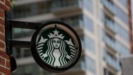 一下午损失1200万美元 星巴克8000门店关张培训